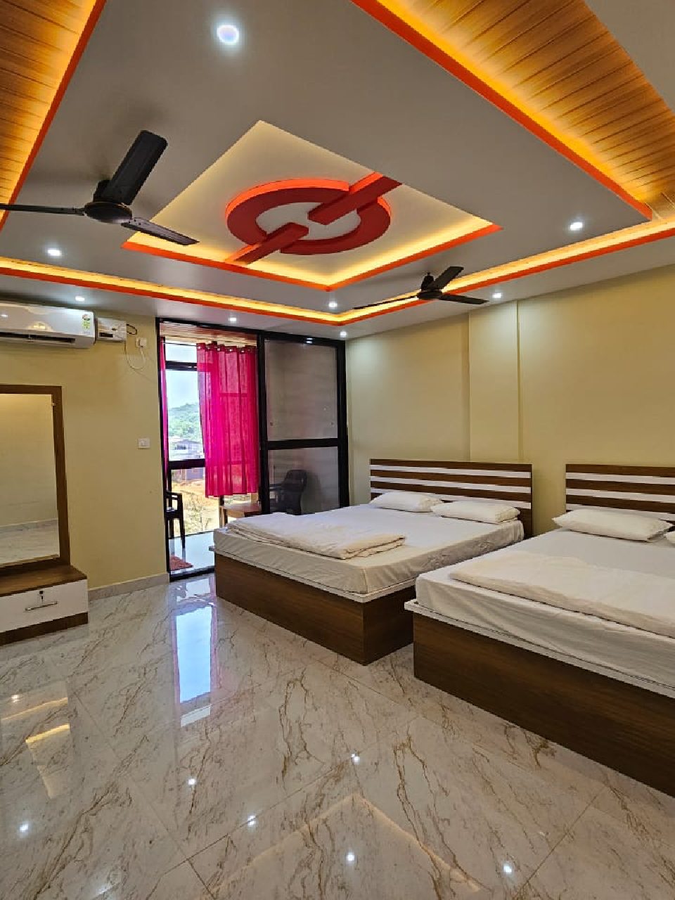 Master Suite Room